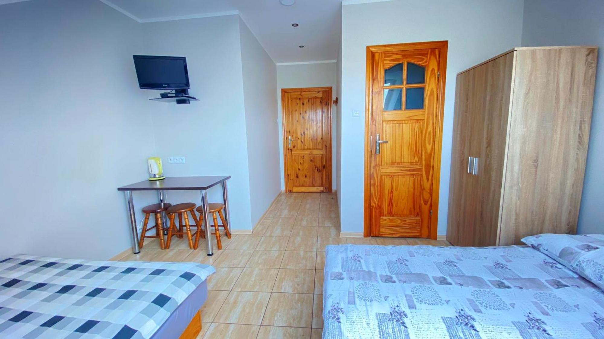 Pokoje Goscinne R10 Rewa Exterior foto